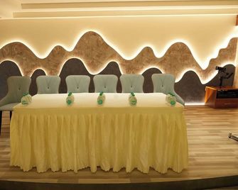 Captains Crown Hotels & Resorts - Kushālnagar