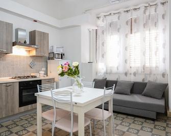 Il Tarì Apartment - Palermo - Sala de estar