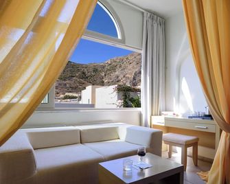 Afroditi Venus Beach Resort - קאמארי - סלון