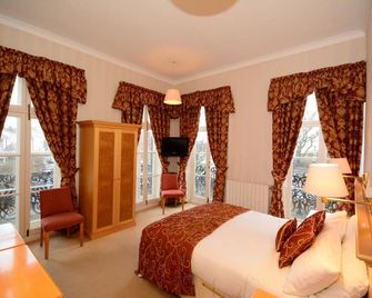 The Crescent Hotel - סקארבורו - חדר שינה