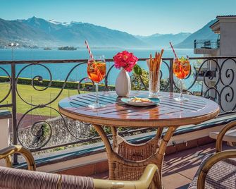 Suite Hotel Sunstar Brissago - Brissago - Balkon