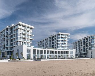 Stunning Beachfront Studio in Blue Bay Walk - Umm Al Qaiwain - Edificio