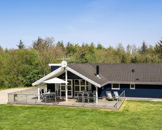 Amazing Home In Ringkøbing With Sauna - Ringkobing