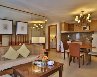 Crown Regency Suites & Residences Mactan - Lapu-Lapu City