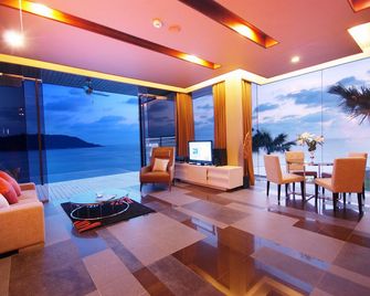 Impiana Private Villas Kata Noi - קארון - סלון