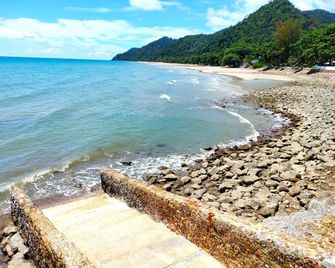 Chang Buri Resort & Koh Chang Hillside - Ko Chang - Strand