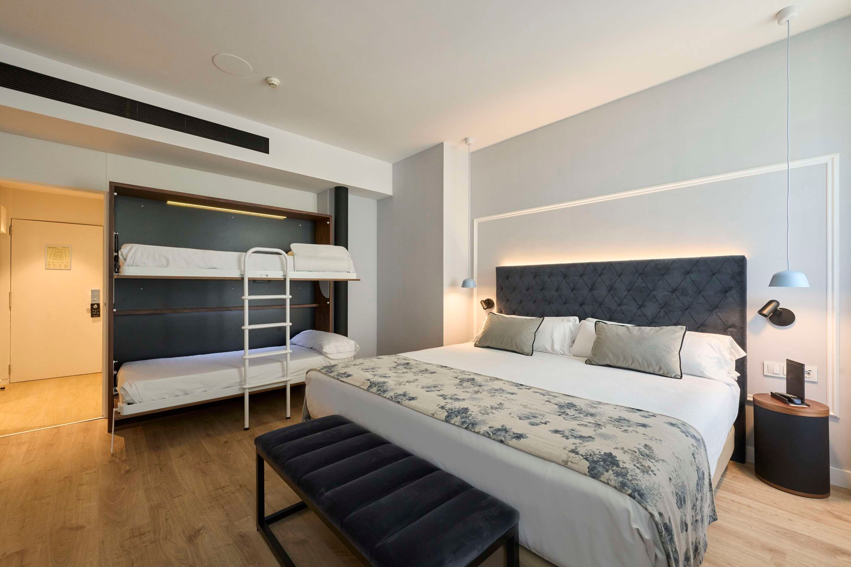 كاتالونيا إلبيلار - سرقسطة - غرفة نوم