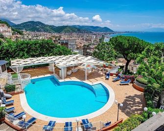 Villa Poseidon Boutique Hotel & Events - Salerno - Piscina