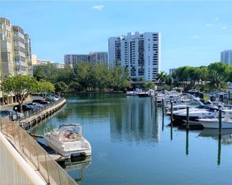Bposhtels Hollywood Florida - Hostel - Hallandale - Außenansicht