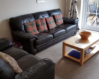 Apartment 3, Pheonix Flats. - Portree - Living room