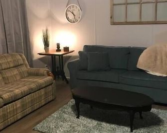 X Marks the Spot(Blue)1.5 miles from Holiday World - Dale - Sala de estar