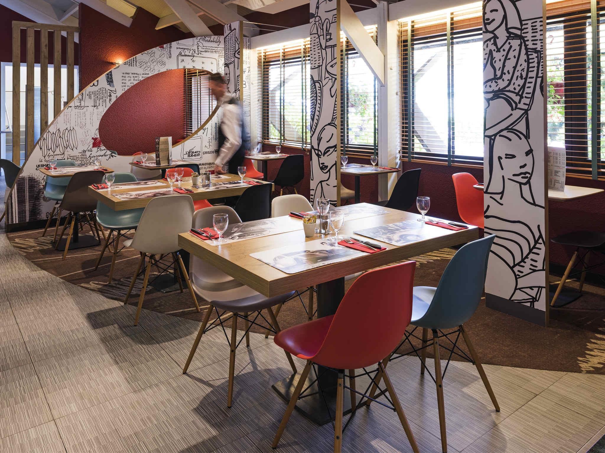 ibis Montbéliard thumbnail 2