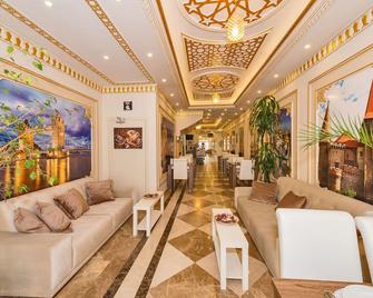 Harmony Hotel Merter & Spa - Istanbul - Reception