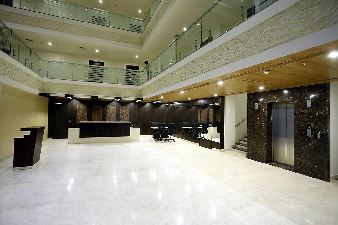 Hotel Solitaire - Raipur - Lobby