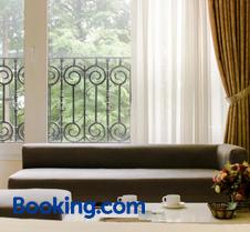 Sunny Serviced Apartment