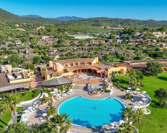 Sant'Elmo Beach Hotel - Castiadas - Pool