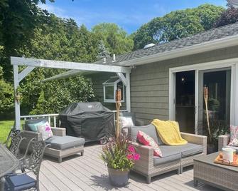 Newly Renovated Home in the Heart of the North Fork - Mattituck - Patio