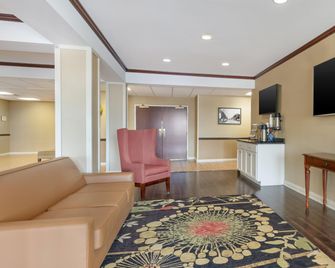 Best Western Lawrenceburg Inn - Lawrenceburg - Lobby