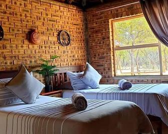 Unathi Game Lodge - Beestekraal - Habitación