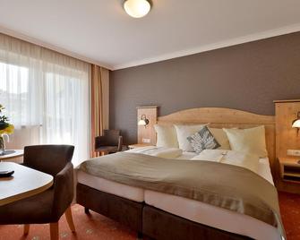 Hotel Mesnerwirt - ווסטנדורף - חדר שינה