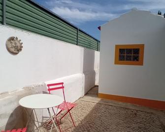 O Mundo da Lua - Quinta do Conde - Balcón