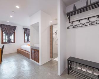 Tiny Taladnoi Hostel - Băng Cốc - Phòng ngủ