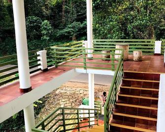 Cg Ala - The Coffee Grove - Vythiri - Habitación