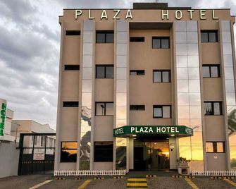 Limeira Plaza Hotel - Limeira - Building