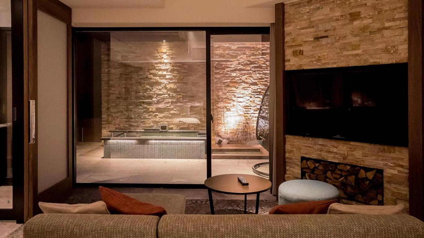 Kusatsu Now Resort Hotel