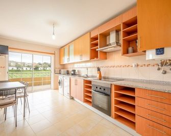 GuestReady - Dreamy getaway in Cartaxo - Cartaxo - Cocina
