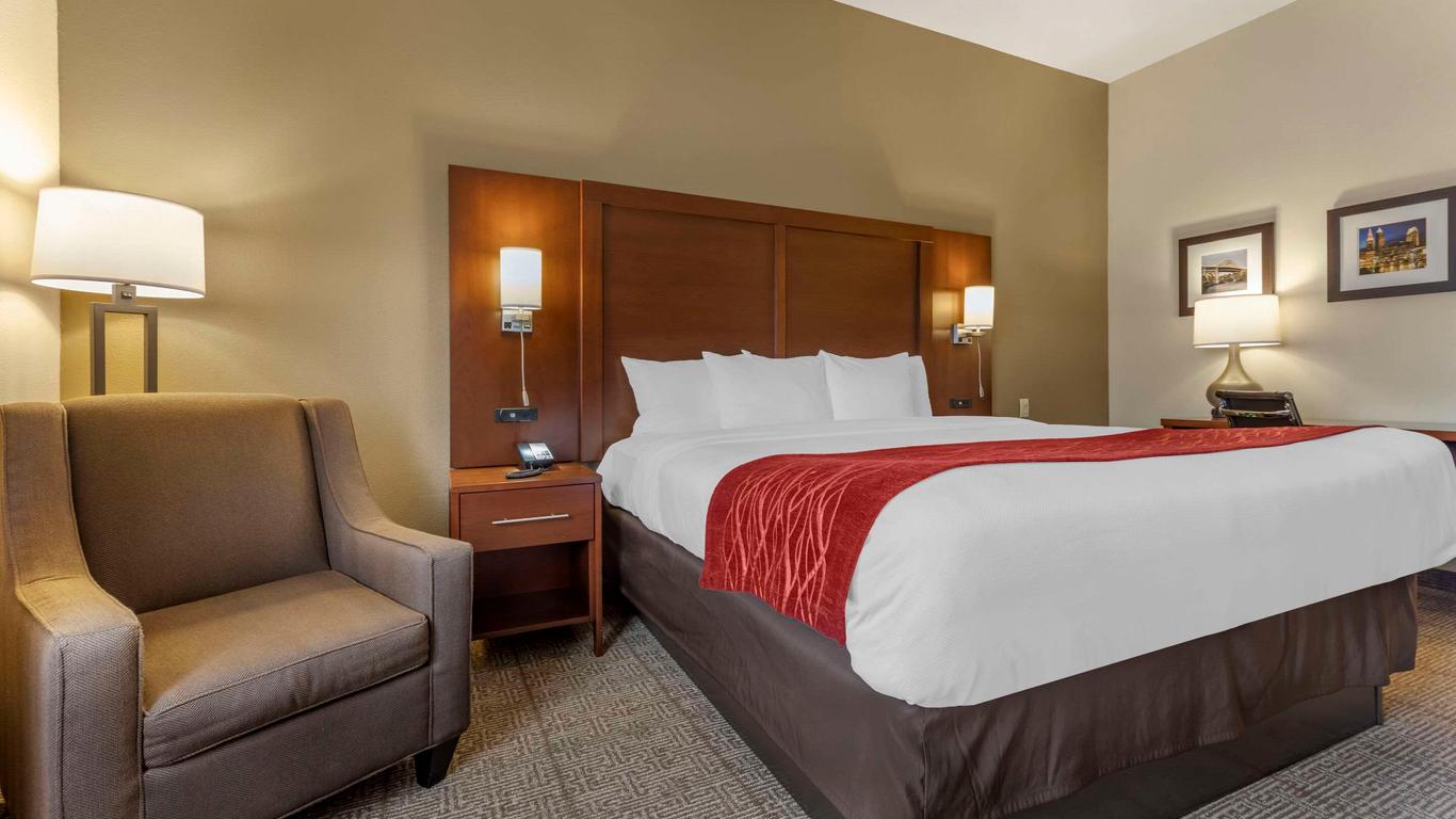 Comfort Inn and Suites Streetsboro - Kent