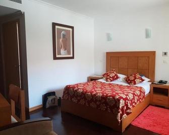 Quinta de Santo Estêvão Hotel Rural - Sequeiros - Bedroom