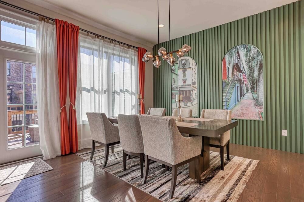 Riverfront Retreats, Downtown - Savannah - Dining room