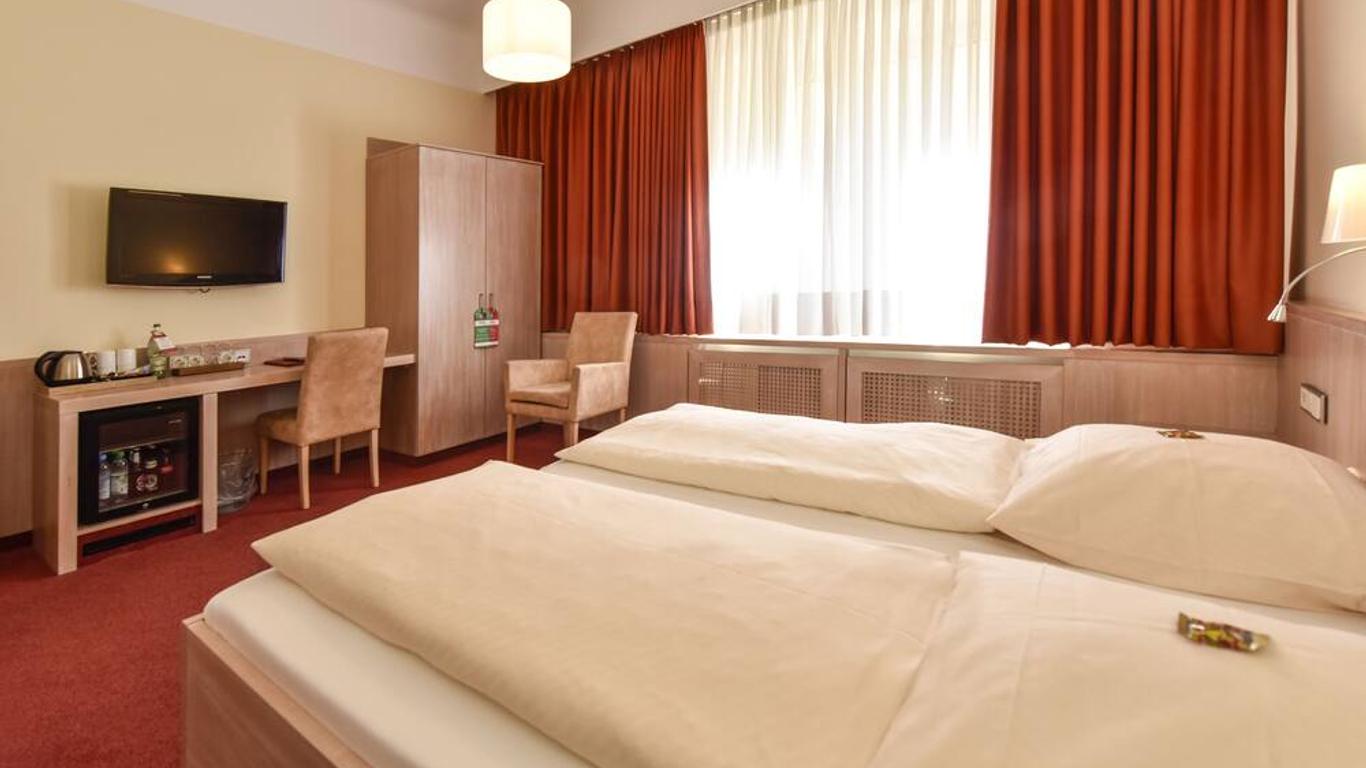 Hotel Adria München