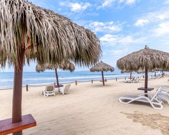Condo Terra 13 by Kivoya - Nuevo Vallarta - Beach