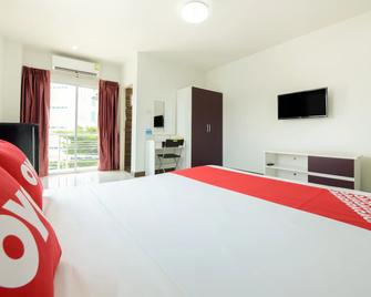 OYO 350 Mae Saeng Place - Si Racha - Bedroom