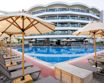 Seven For Life Thermal Hotel - Kusadasi - Pool