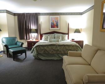 The McLure Hotel and Conference Center - Wheeling