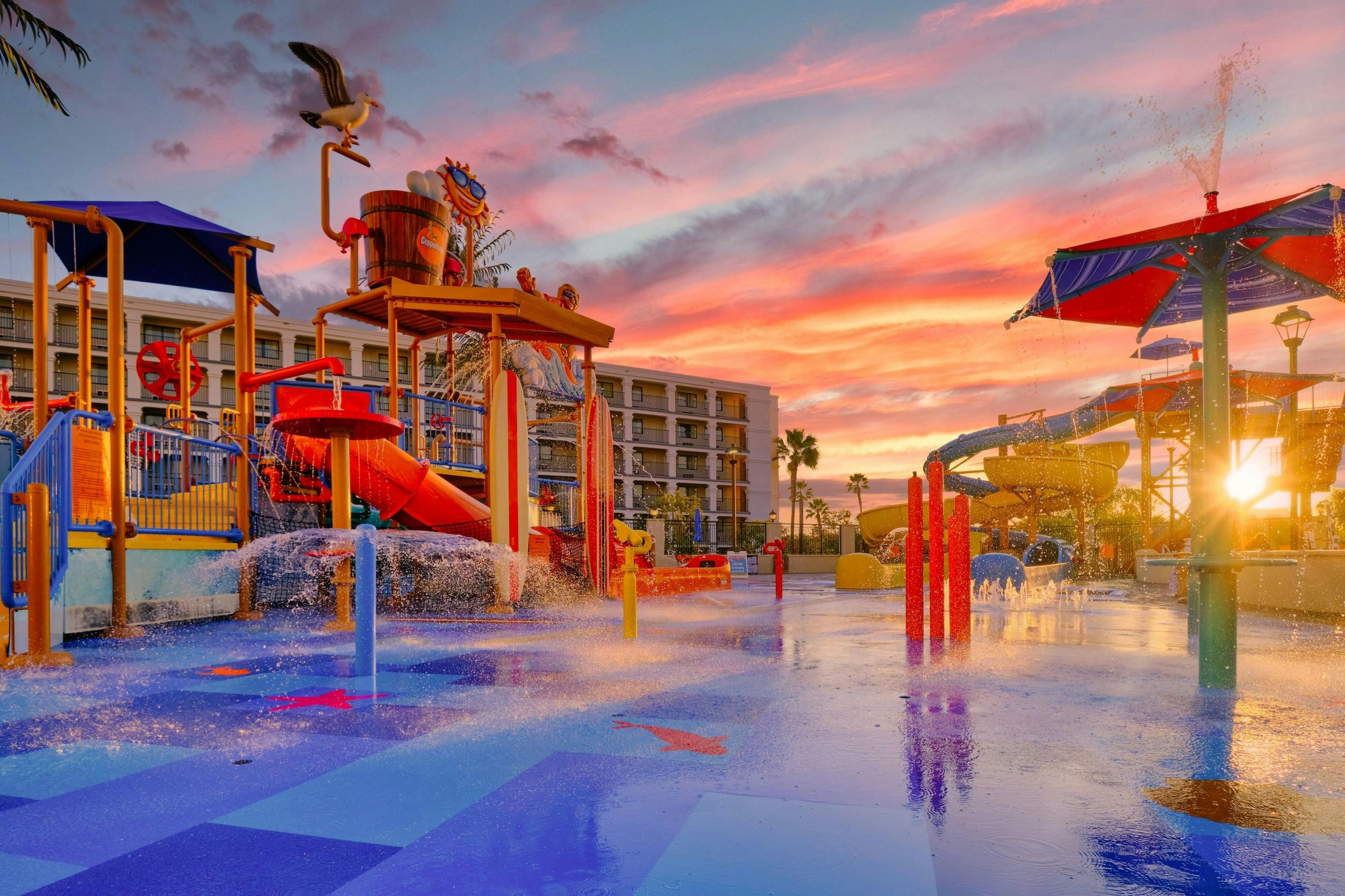 كورتيارد باي ماريوت أناهايم ثيم بارك إنترانس