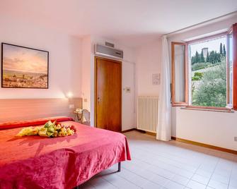 Hotel San Rufino - Assisi - Bedroom