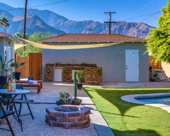 Walk To Town! - Boho Rhapsody - Palm Springs - Patio