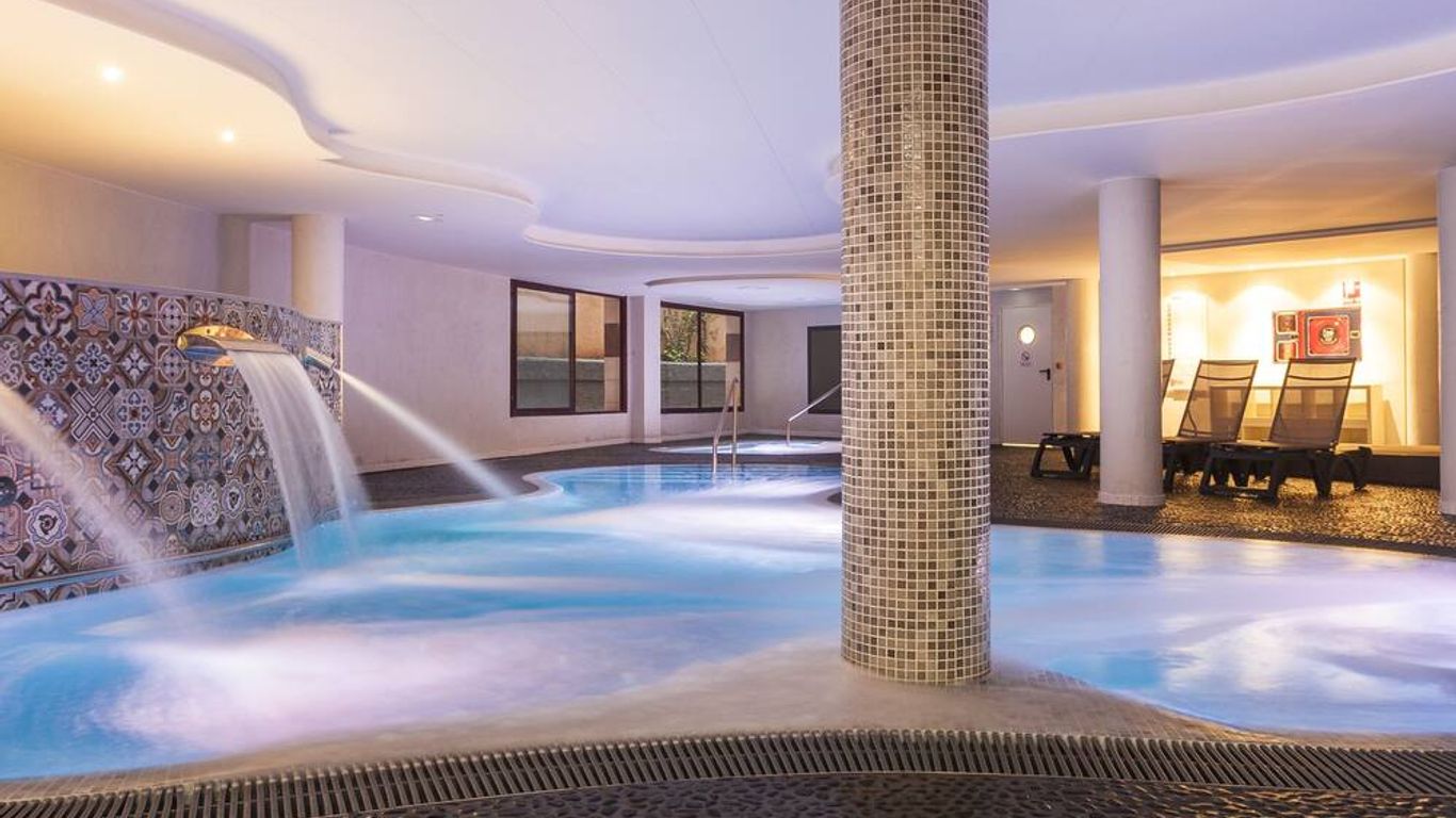 Insotel Cala Mandia Resort