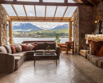 Peninsula Petit Hotel - San Carlos de Bariloche - Phòng khách