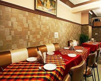 Hotel Swastik - Jammu - Restaurant