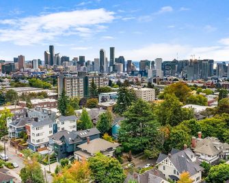 Vhagar's Valyria's Vista - Seattle - Außenansicht