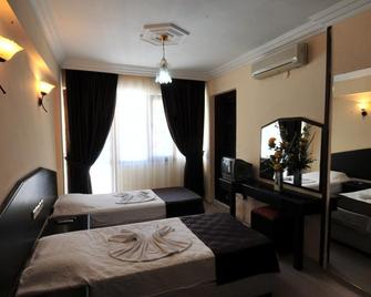 Yildizhan Hotel - Pamukkale - Bedroom