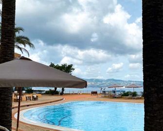 Altafiumara Resort & Spa - Villa San Giovanni - Piscina