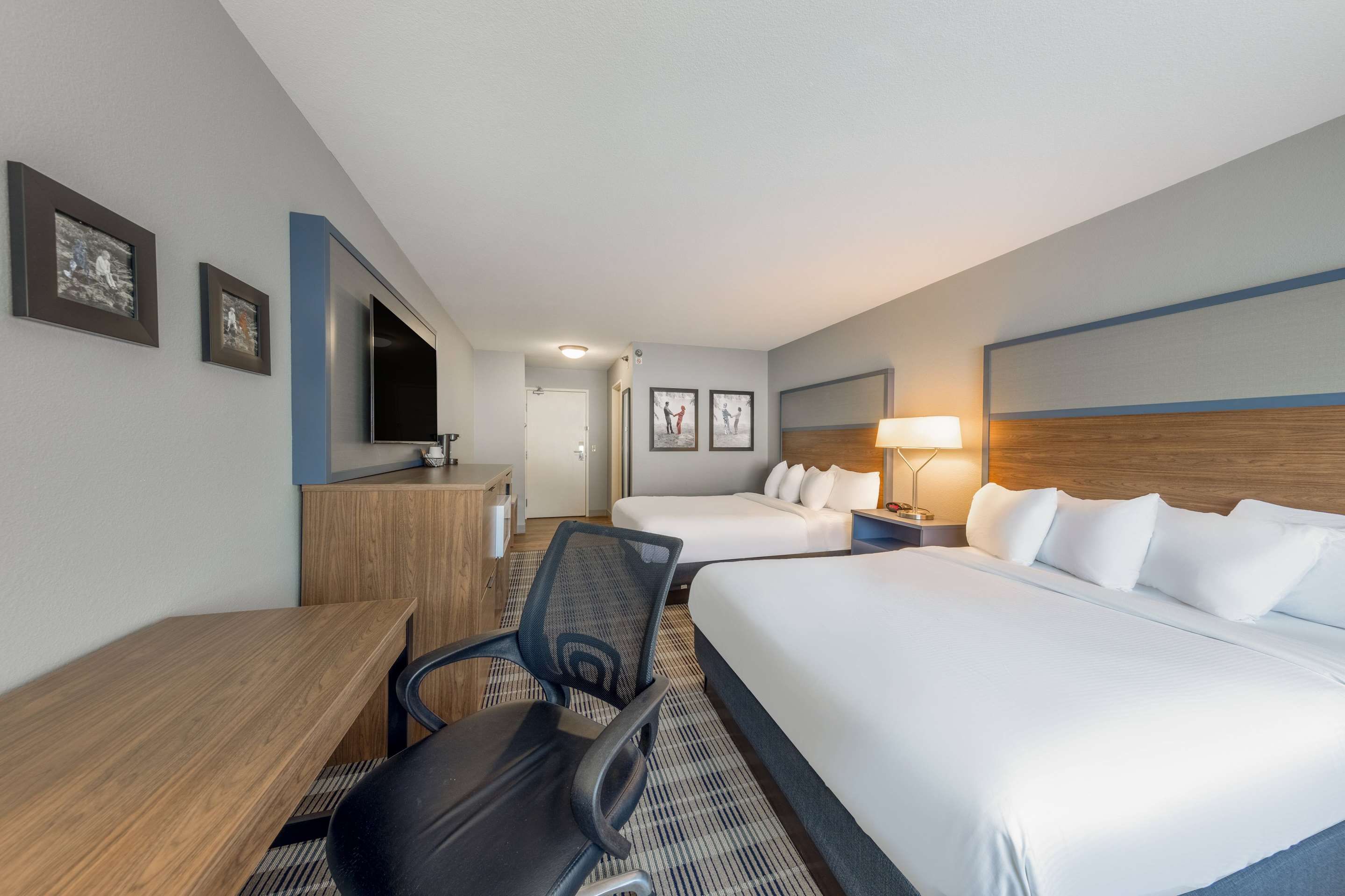 Bedroom view of AmericInn by Wyndham Duluth