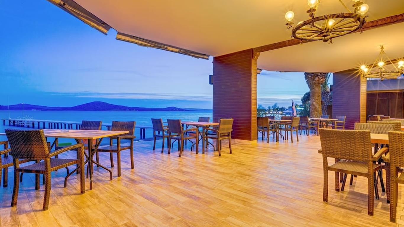 Cunda Hotel