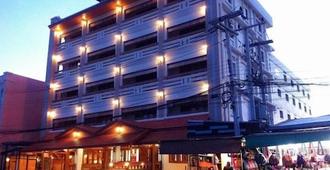 Riverfront Hotel Mukdahan - Mukdahan